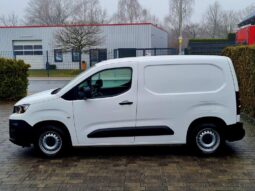 
										Peugeot Partner Premium L1 full									