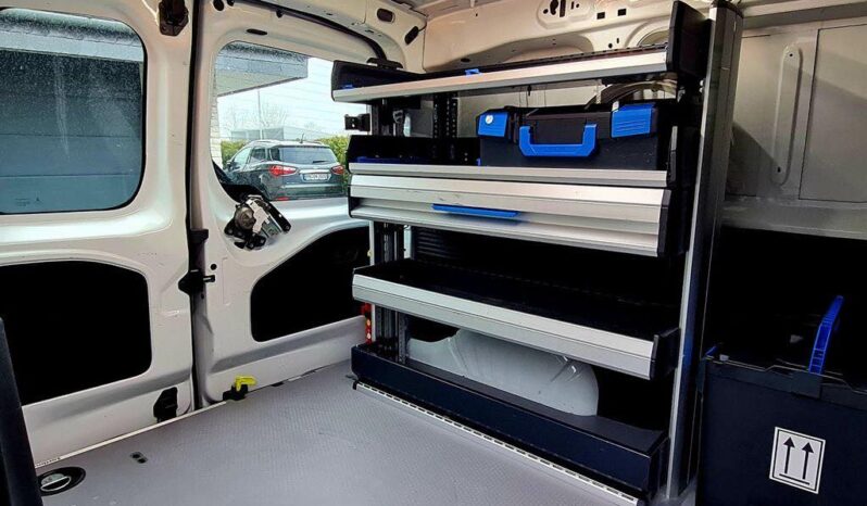 
								Peugeot Partner Premium L1 full									