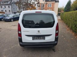 
										Fourgon Peugeot Partner Premium full									