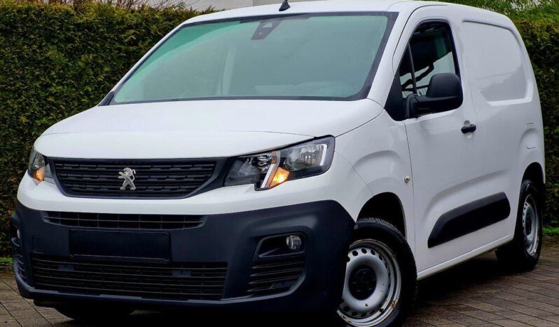 
								Peugeot Partner Premium L1 full									