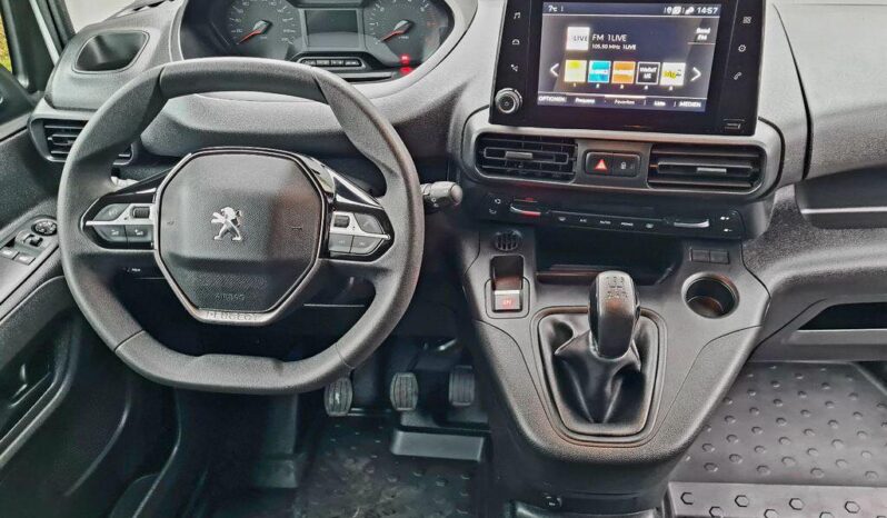 
								Peugeot Partner Premium L1 full									