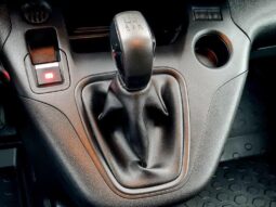 
										Peugeot Partner Premium L1 full									