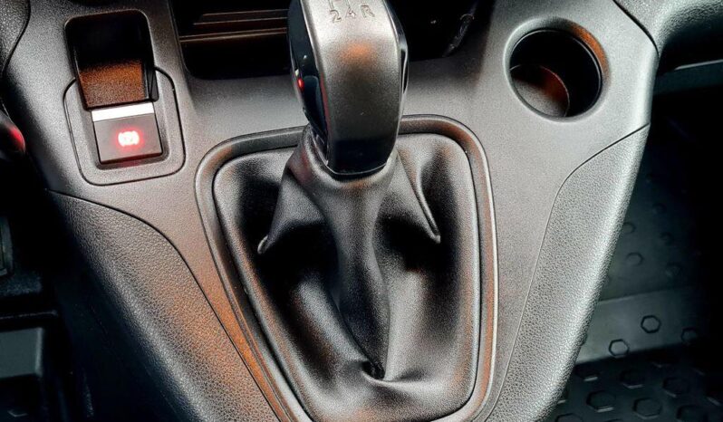 
								Peugeot Partner Premium L1 full									