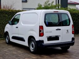
										Peugeot Partner Premium L1 full									