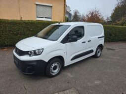
										Fourgon Peugeot Partner Premium full									