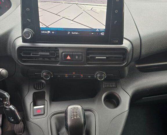 
								Fourgon Peugeot Partner Premium full									