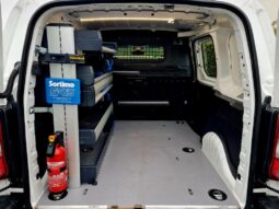 
										Peugeot Partner Premium L1 full									