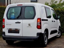
										Peugeot Partner Premium L1 full									