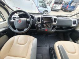 
										Camping-car Adria Compact full									
