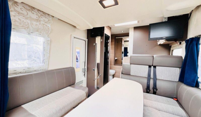
								CAMPING-CAR CHAUSSON KORUS full									
