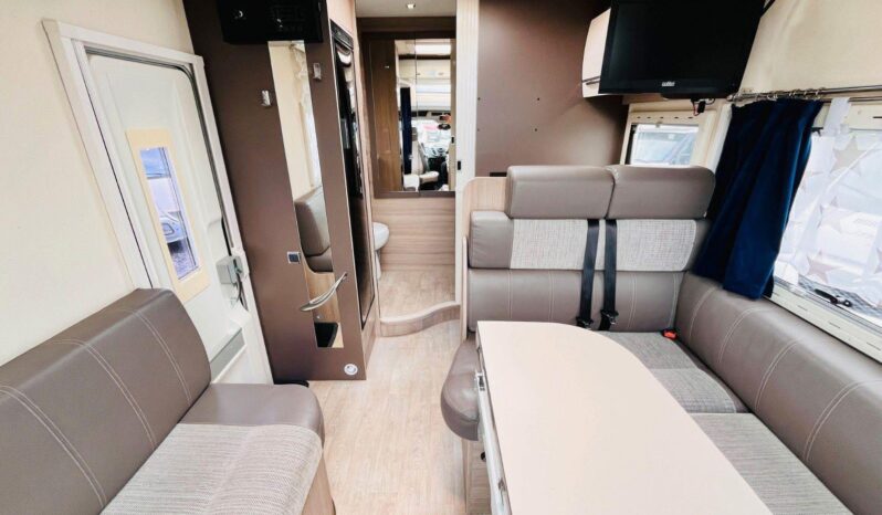
								CAMPING-CAR CHAUSSON KORUS full									