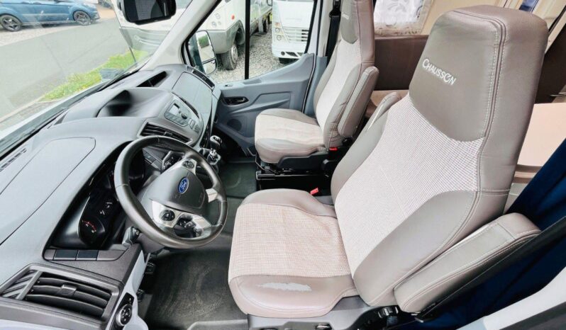 
								CAMPING-CAR CHAUSSON KORUS full									