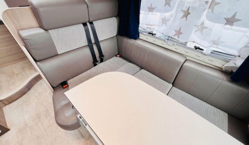 
								CAMPING-CAR CHAUSSON KORUS full									