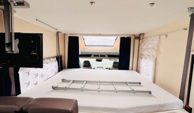 
								CAMPING-CAR CHAUSSON KORUS full									