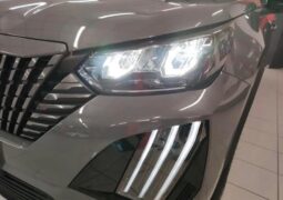 
										Peugeot 2008 1.2 100cv Allure NUOVO MODELLO full									