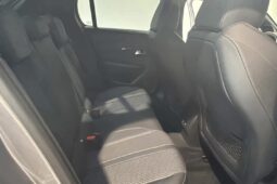 
										PEUGEOT E-208 full									