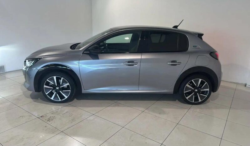 
								PEUGEOT E-208 full									