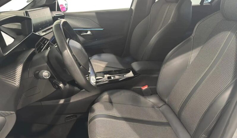 
								PEUGEOT E-208 full									