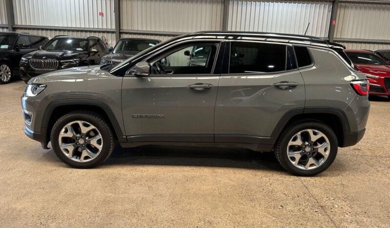 
								Jeep Compass Limited 4WD full									