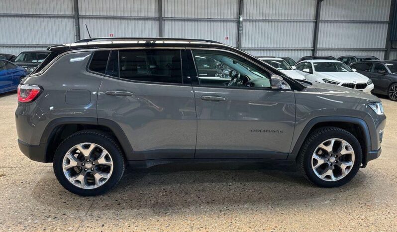 
								Jeep Compass Limited 4WD full									
