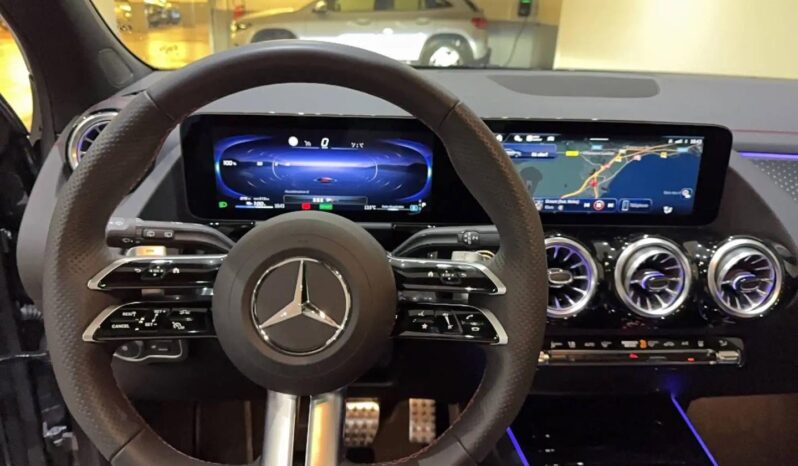 
								Mercedes-Benz EQA 250+ AMG full									