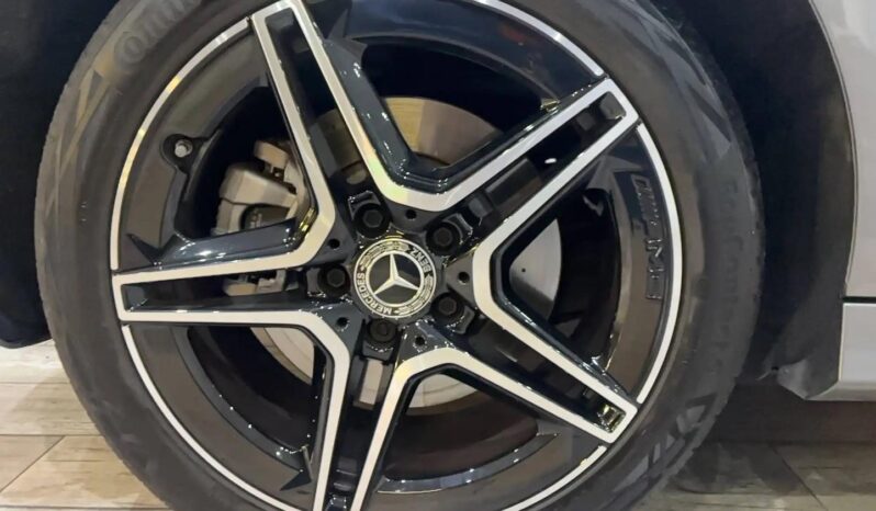 
								Mercedes Classe A 250 e 8G-DCT AMG Line full									