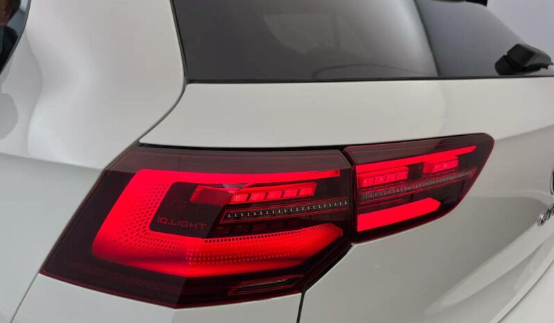 
								Volkswagen Golf GTE 1.4 eHybrid OPF 245 DSG6 full									