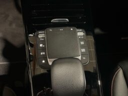 
										Mercedes Classe A 200 d AMG Line full									