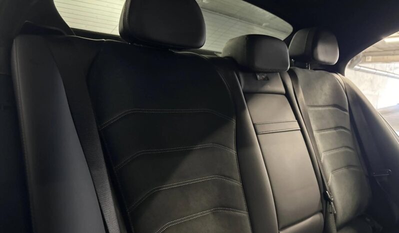 
								Mercedes Classe E 300 de Hybrid EQ 9G-Tronic AMG LINE full									