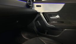 
										MERCEDES CLASSE CLA Coupé 250 e 8G-DCT AMG LINE full									
