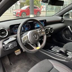 
										Mercedes-Benz Classe A 180 d 8G-DCT AMG Line full									