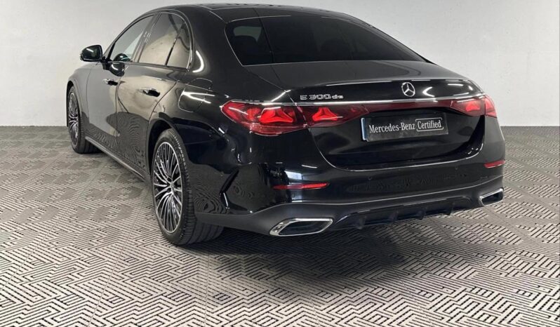 
								Mercedes Classe E 300 de Hybrid EQ 9G-Tronic AMG LINE full									