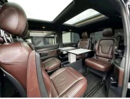 
										Mercedes-Benz V 250d AMG 4MATIC full									