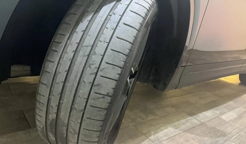 
								Mercedes-Benz GLA 250 e 8G-DCT AMG Line full									