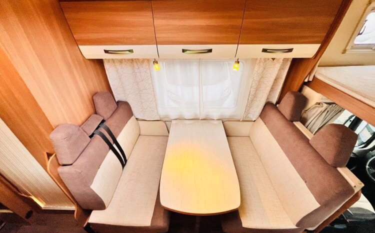
								EURA MOBIL ACTIVA ONE 650 VB AUTOMATIQUE full									