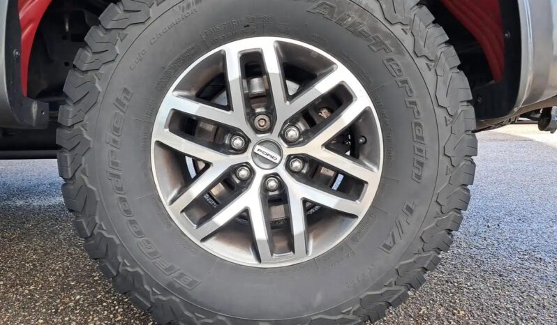 
								Ford F-150 Raptor full									