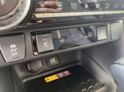 
										Toyota RAV4 Hybride full									