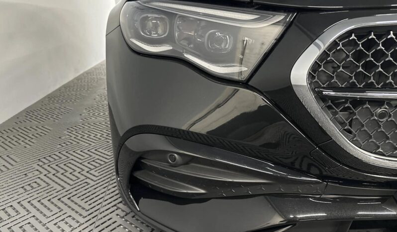 
								Mercedes Classe E 300 de Hybrid EQ 9G-Tronic AMG LINE full									