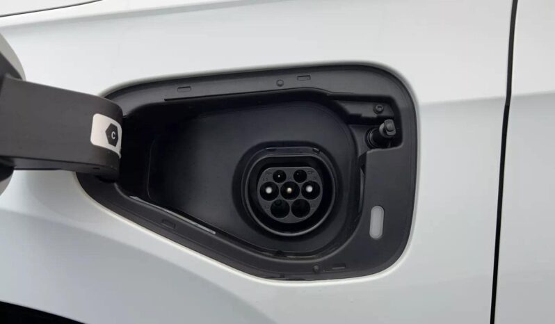 
								Volkswagen Golf GTE 1.4 eHybrid OPF 245 DSG6 full									