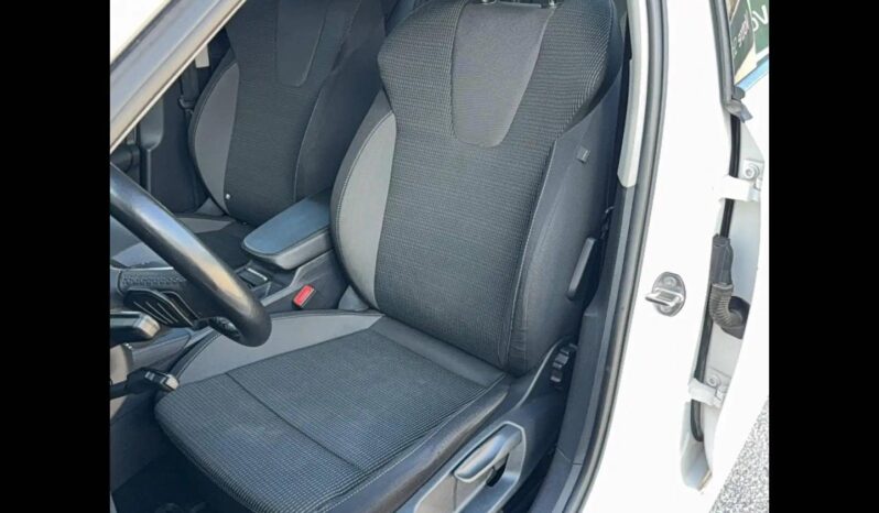 
								SKODA OCTAVIA full									