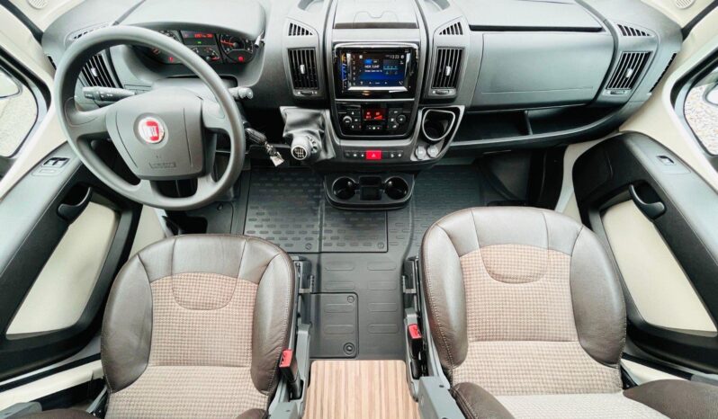 
								CAMPING-CAR MALIBU T 440 LE full									
