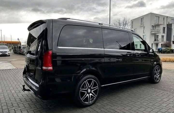 
								Mercedes-Benz V 250d AMG 4MATIC full									