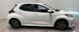 
										Toyota Yaris Hybride full									