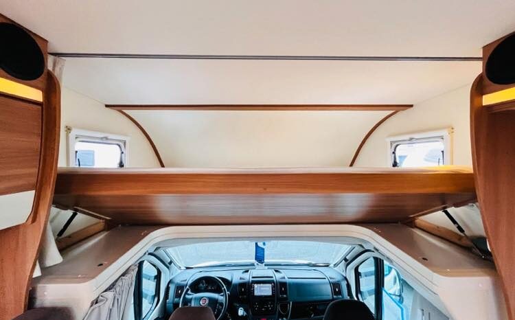 
								EURA MOBIL ACTIVA ONE 650 VB AUTOMATIQUE full									