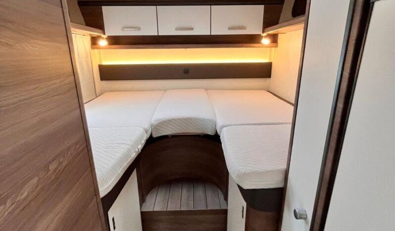 
								KNAUS L!VE WAVE T 700 MEG full									