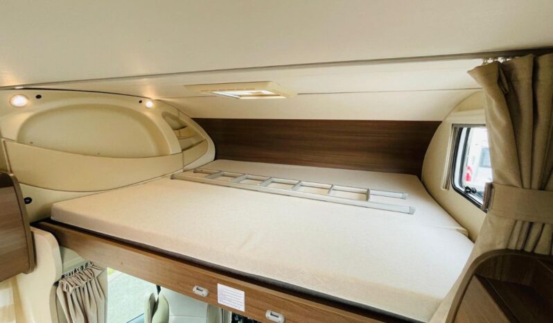 
								CAMPING-CAR CHALLENGER full									