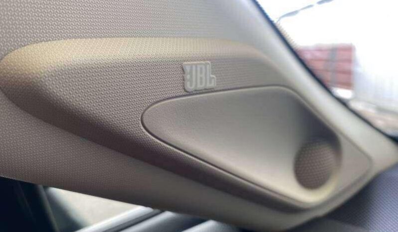 
								Toyota RAV4 Hybride full									