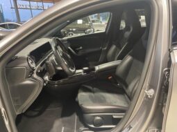 
										Mercedes Classe A 200 d AMG Line full									