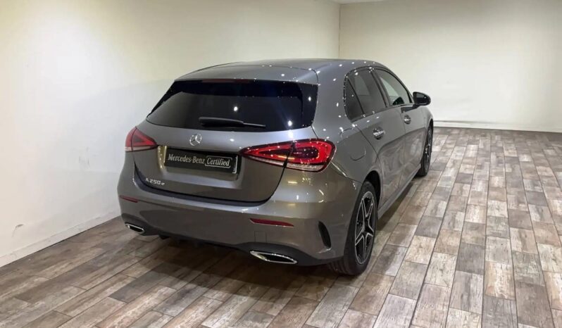 
								Mercedes Classe A 250 e 8G-DCT AMG Line full									