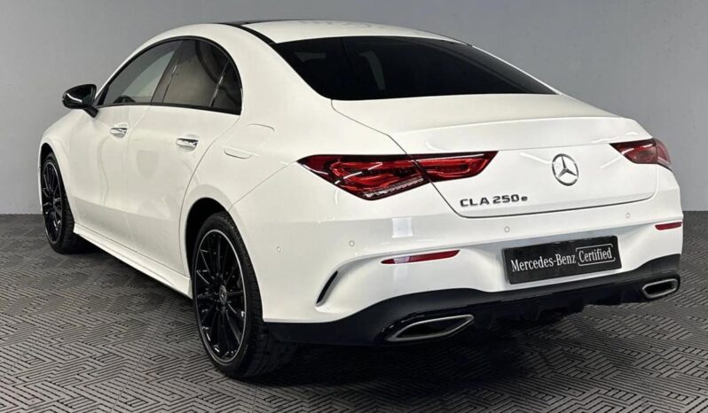 
								MERCEDES CLASSE CLA Coupé 250 e 8G-DCT AMG LINE full									
